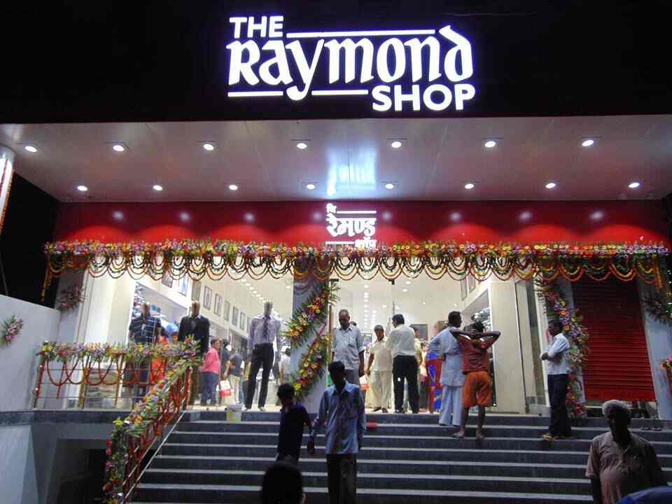 The Raymond Shop